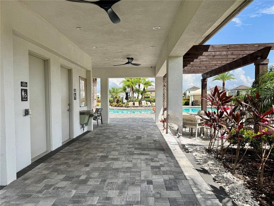 For Rent: $4,800 (4 beds, 3 baths, 2580 Square Feet)