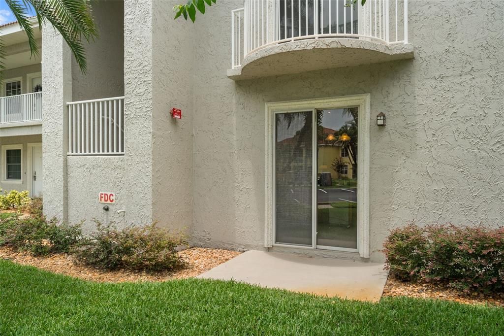 En Venta: $219,900 (2 camas, 2 baños, 1128 Pies cuadrados)