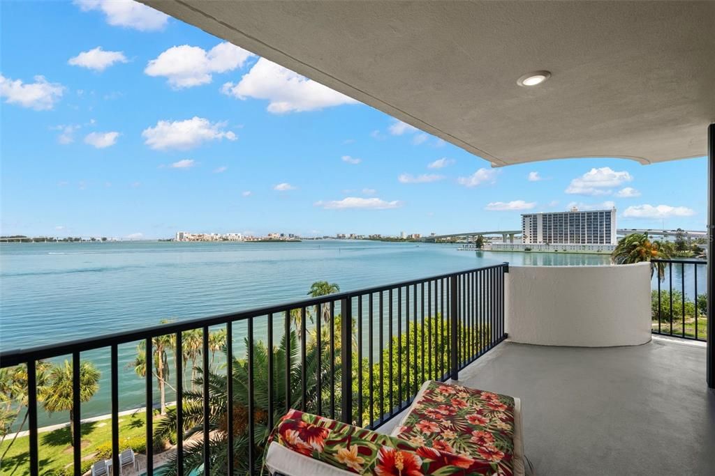 En Venta: $499,900 (2 camas, 2 baños, 1540 Pies cuadrados)