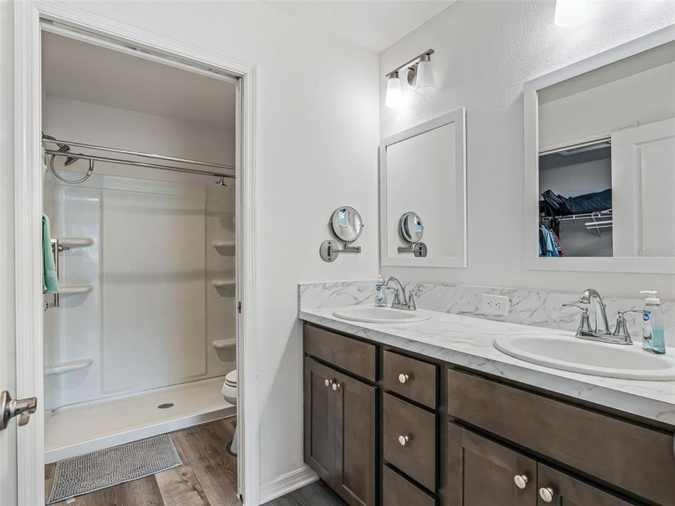 En Venta: $379,900 (3 camas, 2 baños, 1472 Pies cuadrados)