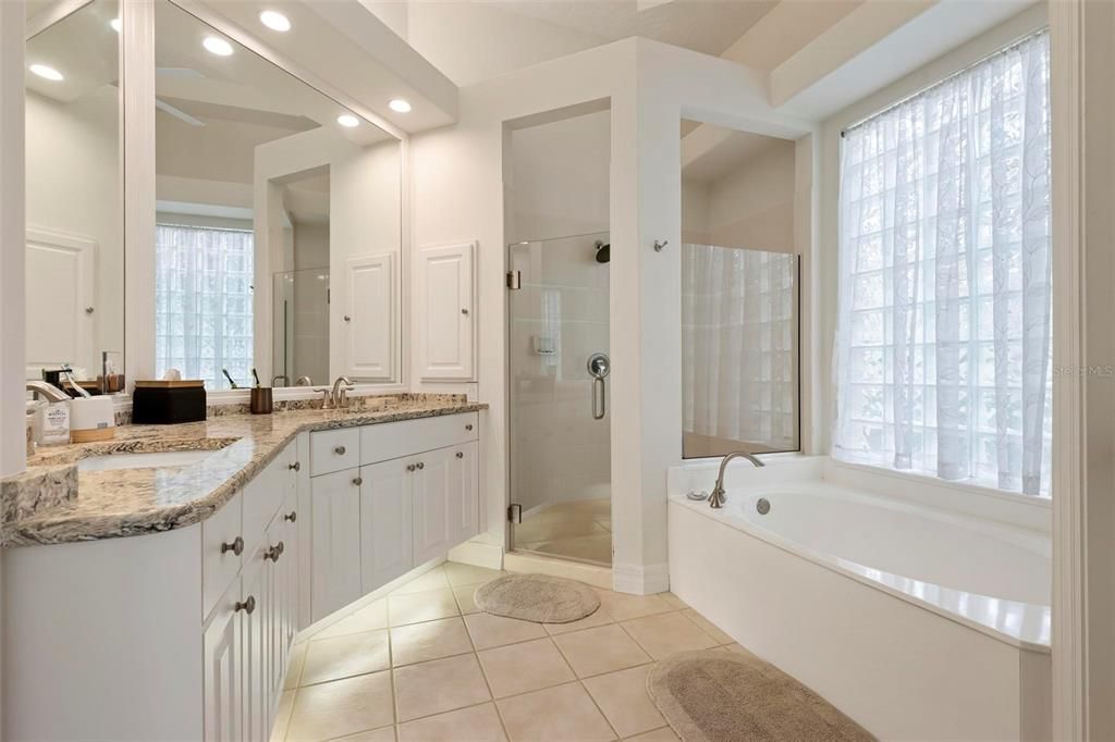 For Sale: $785,000 (3 beds, 2 baths, 2265 Square Feet)