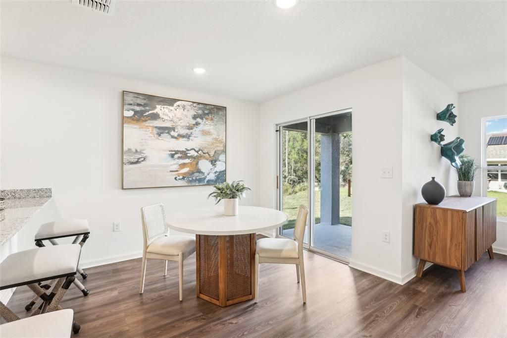 En Venta: $324,888 (3 camas, 2 baños, 1263 Pies cuadrados)