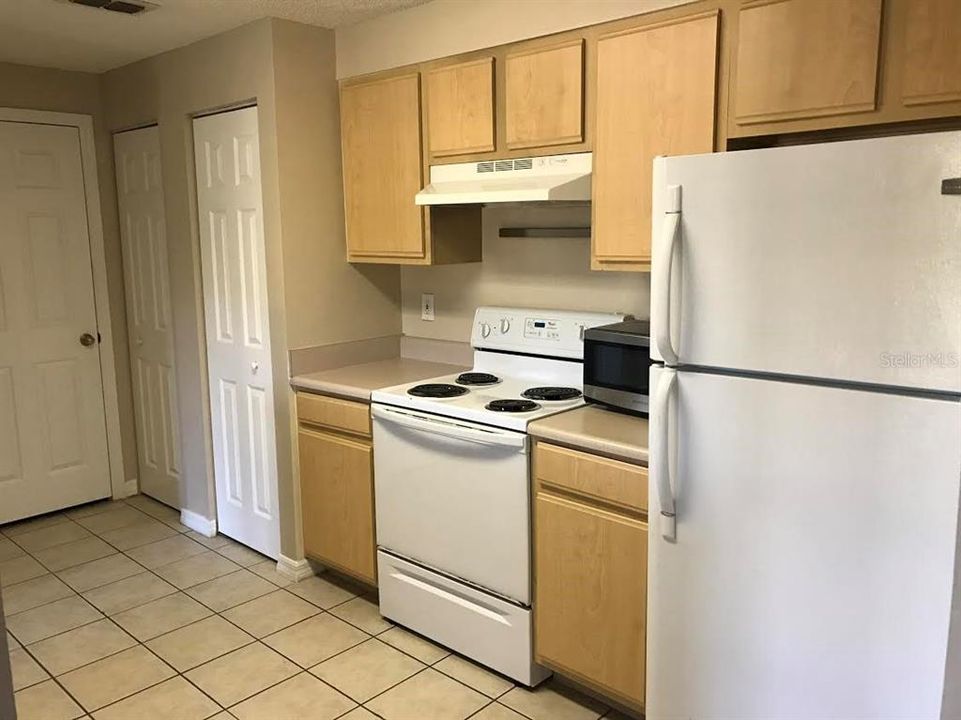 В аренду: $1,350 (1 спален, 1 ванн, 632 Квадратных фут)
