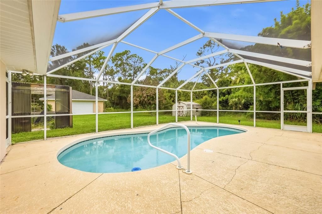 En Venta: $900,000 (3 camas, 2 baños, 2041 Pies cuadrados)