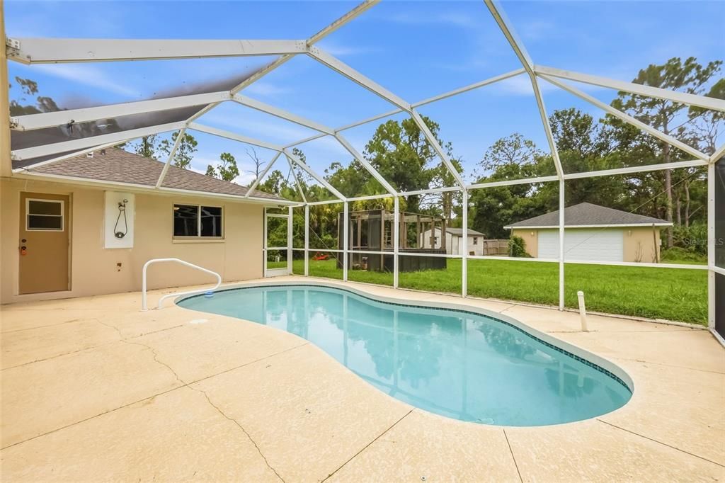 En Venta: $900,000 (3 camas, 2 baños, 2041 Pies cuadrados)