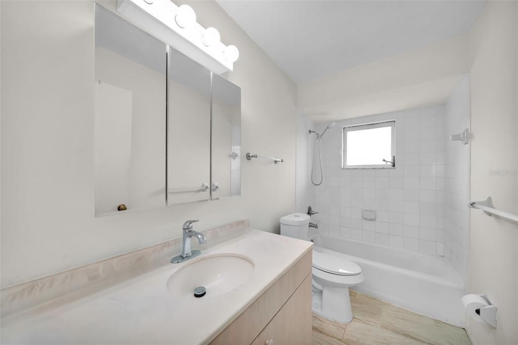 En Venta: $260,000 (3 camas, 1 baños, 1134 Pies cuadrados)