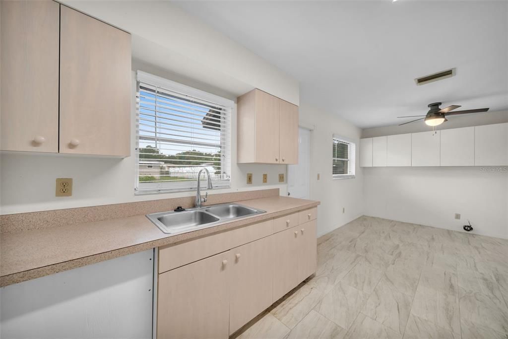 En Venta: $260,000 (3 camas, 1 baños, 1134 Pies cuadrados)