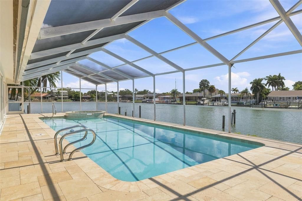 En Venta: $2,650,000 (4 camas, 3 baños, 3498 Pies cuadrados)