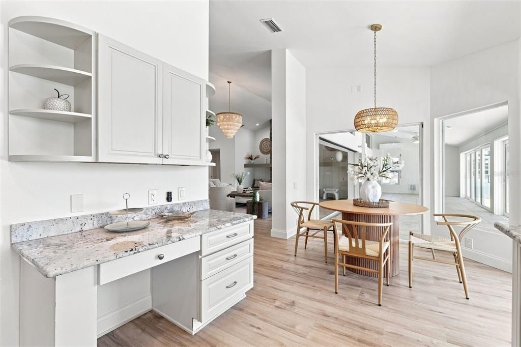En Venta: $2,650,000 (4 camas, 3 baños, 3498 Pies cuadrados)