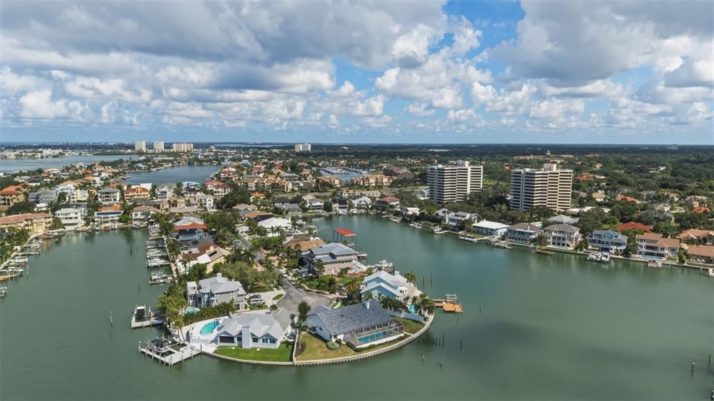 En Venta: $2,650,000 (4 camas, 3 baños, 3498 Pies cuadrados)