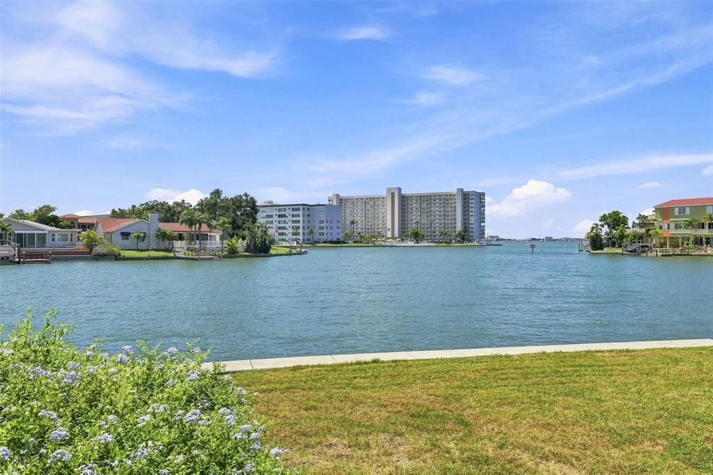 En Venta: $2,650,000 (4 camas, 3 baños, 3498 Pies cuadrados)