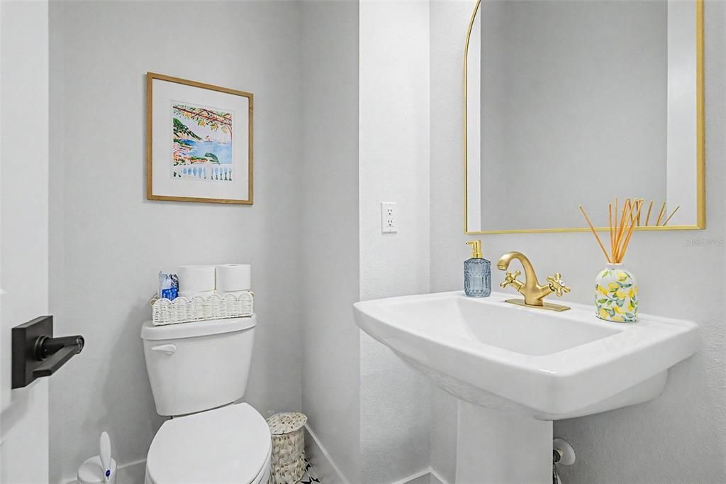 En Venta: $499,000 (3 camas, 3 baños, 2036 Pies cuadrados)