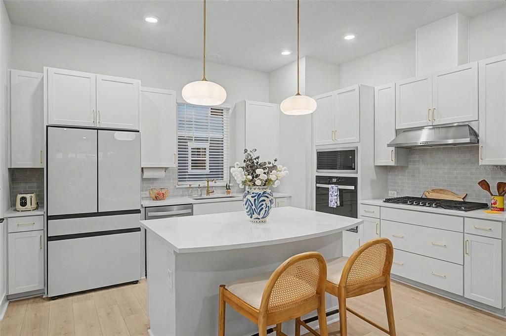 En Venta: $499,000 (3 camas, 3 baños, 2036 Pies cuadrados)