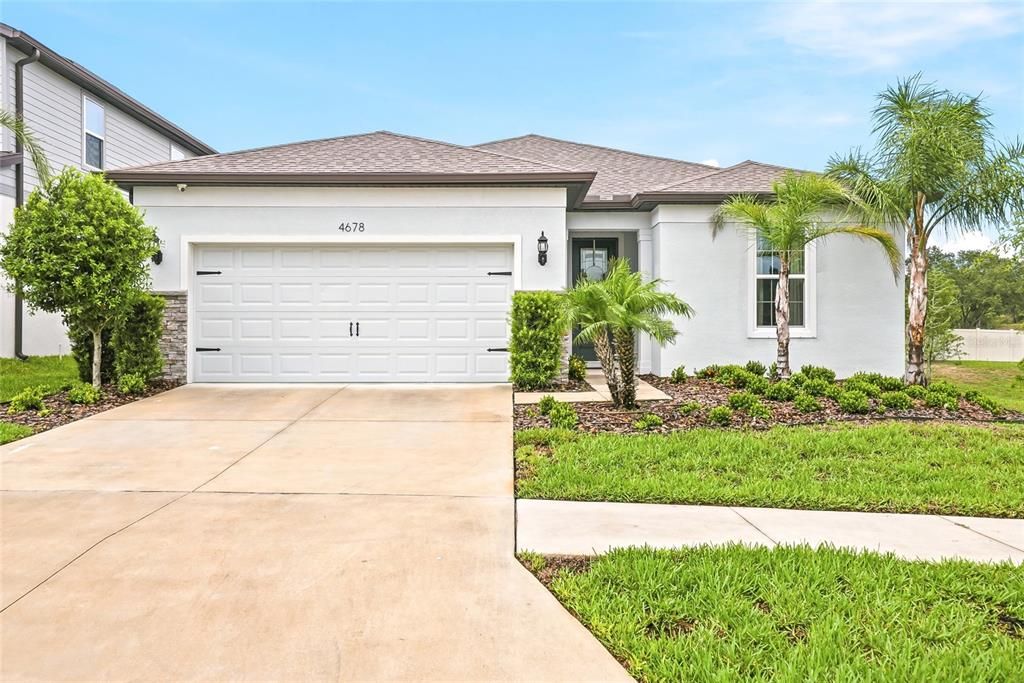 For Sale: $469,900 (3 beds, 2 baths, 2184 Square Feet)