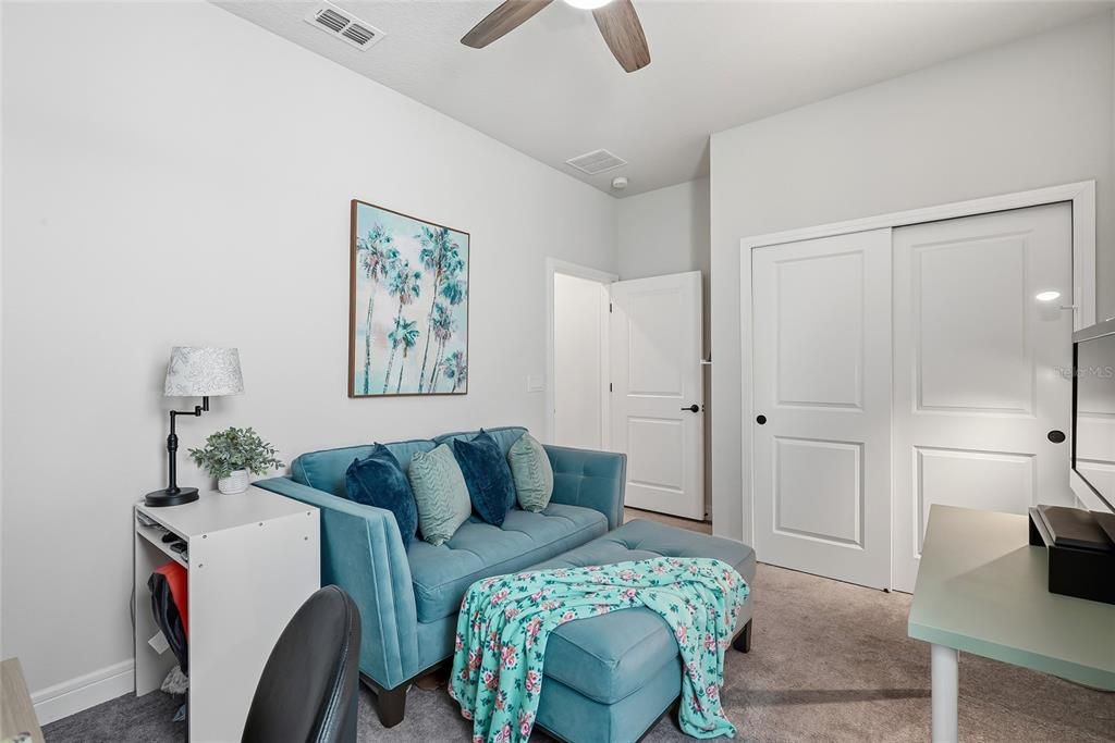 For Sale: $469,900 (3 beds, 2 baths, 2184 Square Feet)