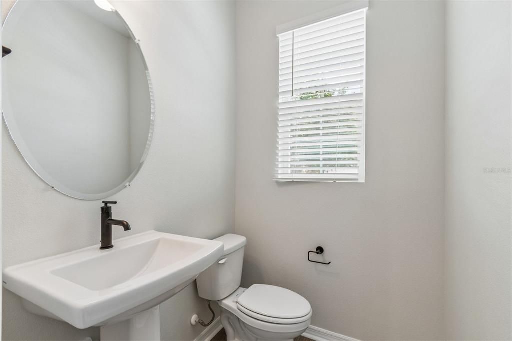 For Rent: $3,800 (3 beds, 2 baths, 1932 Square Feet)
