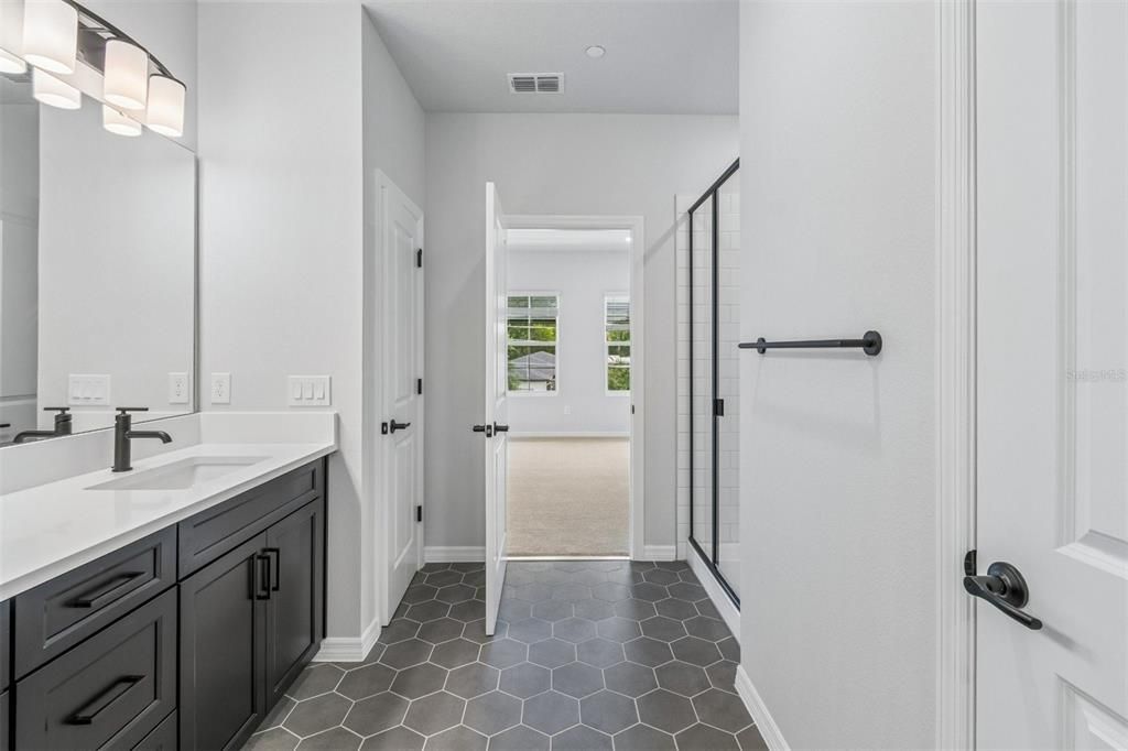 For Rent: $3,800 (3 beds, 2 baths, 1932 Square Feet)