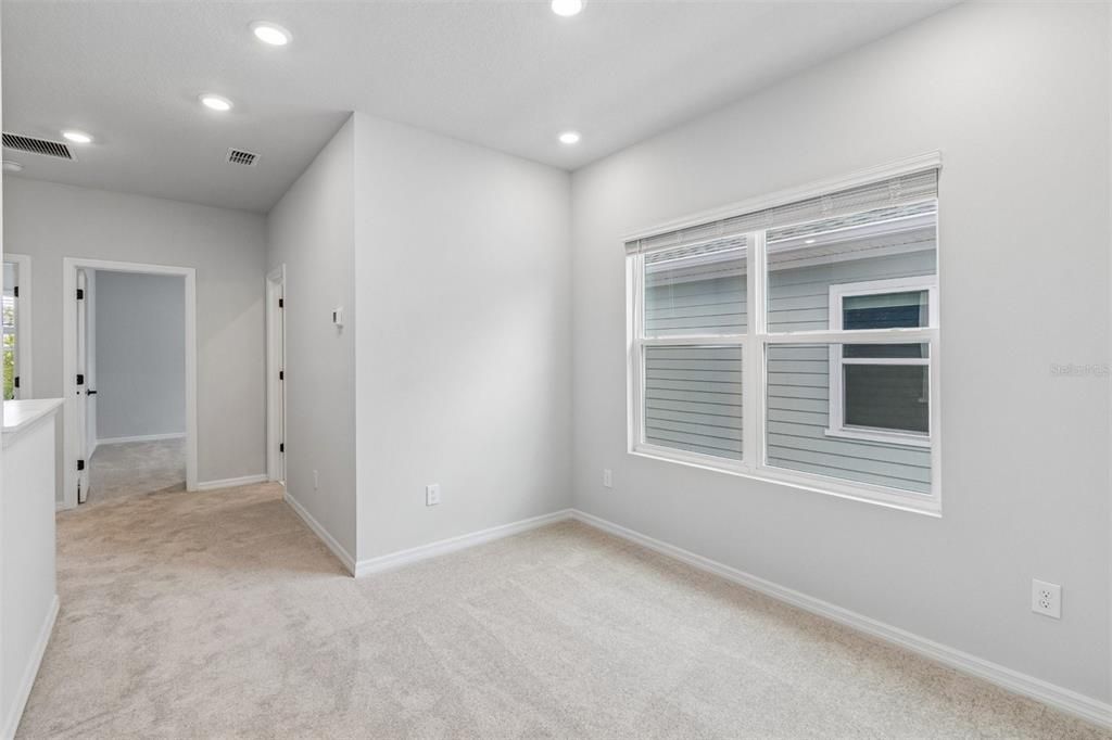 For Rent: $3,800 (3 beds, 2 baths, 1932 Square Feet)