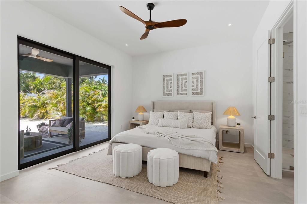 For Sale: $1,175,000 (3 beds, 2 baths, 1949 Square Feet)