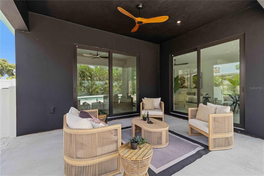 For Sale: $1,175,000 (3 beds, 2 baths, 1949 Square Feet)