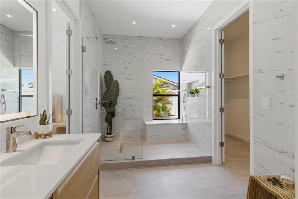 For Sale: $1,175,000 (3 beds, 2 baths, 1949 Square Feet)