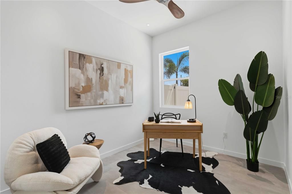 For Sale: $1,175,000 (3 beds, 2 baths, 1949 Square Feet)