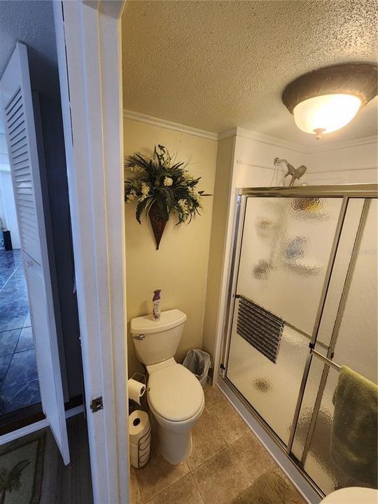 For Sale: $125,000 (2 beds, 2 baths, 1008 Square Feet)
