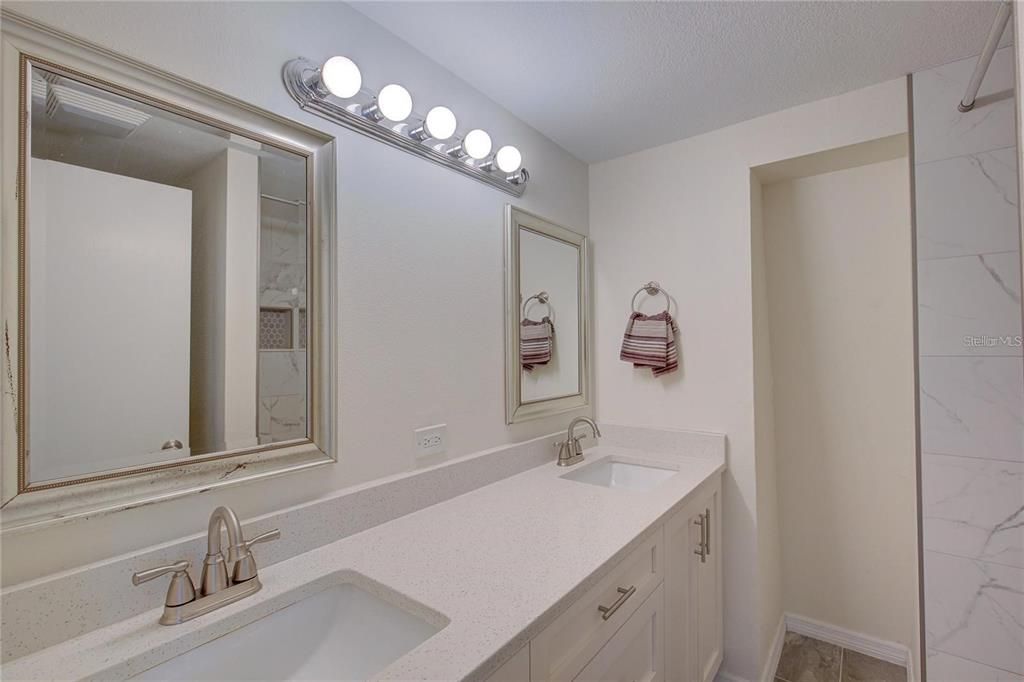 For Rent: $2,300 (2 beds, 2 baths, 1344 Square Feet)