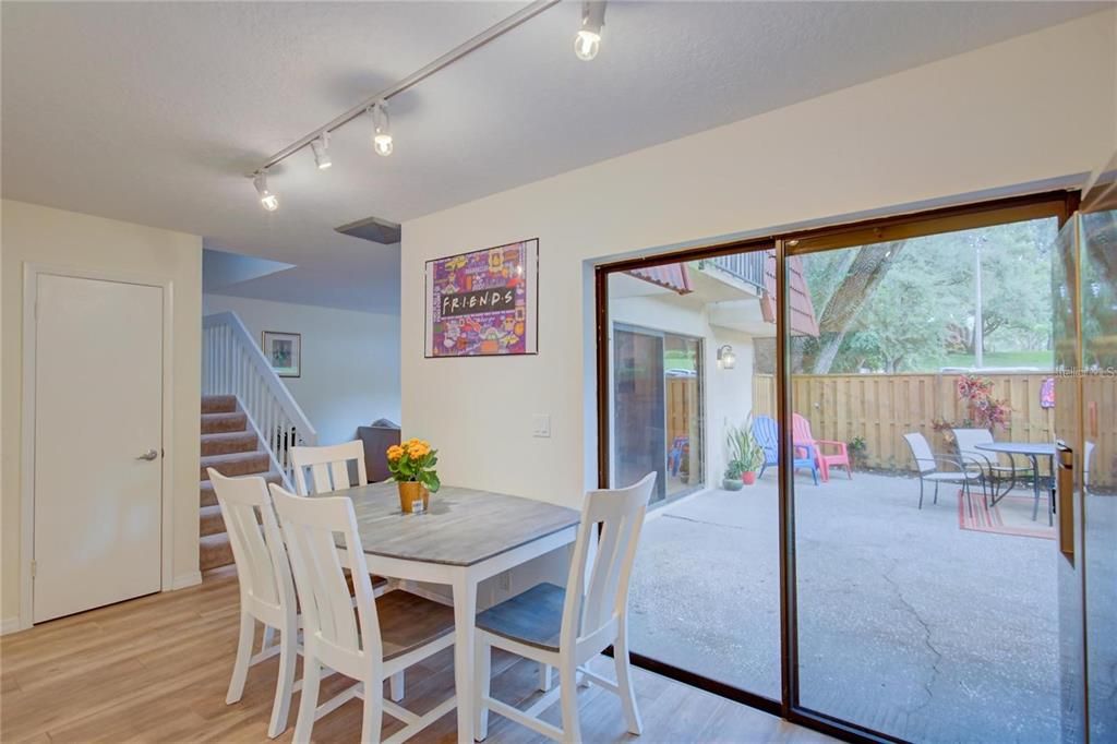For Rent: $2,300 (2 beds, 2 baths, 1344 Square Feet)
