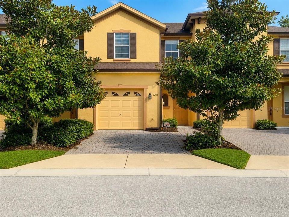 For Rent: $1,799 (3 beds, 2 baths, 1203 Square Feet)