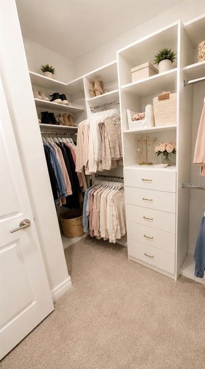 En Renta: $2,975 (3 camas, 2 baños, 1827 Pies cuadrados)