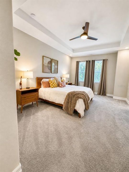 En Renta: $2,975 (3 camas, 2 baños, 1827 Pies cuadrados)