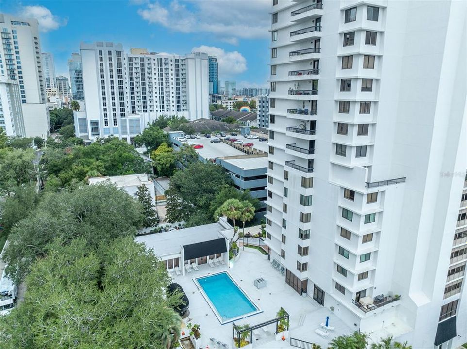 На продажу: $284,900 (2 спален, 2 ванн, 1338 Квадратных фут)