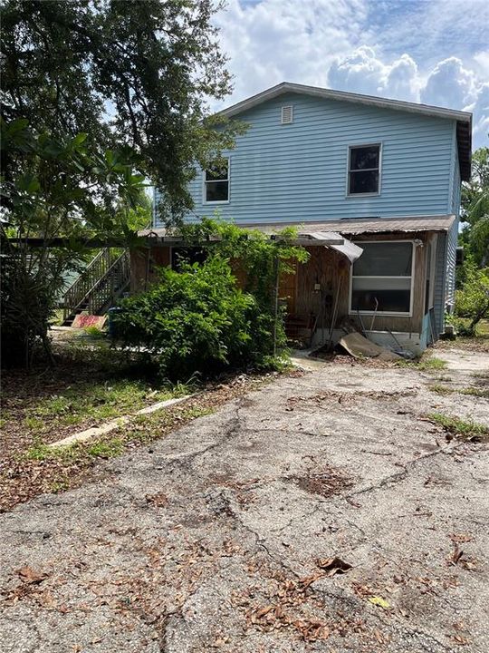 Activo con contrato: $199,000 (4 camas, 2 baños, 1244 Pies cuadrados)