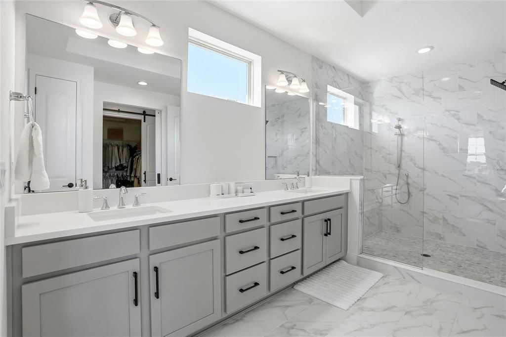 For Sale: $820,000 (5 beds, 4 baths, 3408 Square Feet)