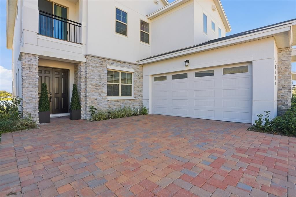 For Sale: $820,000 (5 beds, 4 baths, 3408 Square Feet)