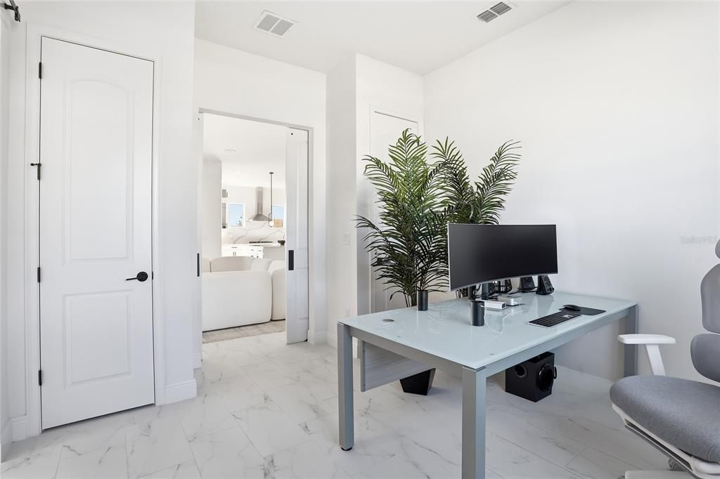 For Sale: $820,000 (5 beds, 4 baths, 3408 Square Feet)