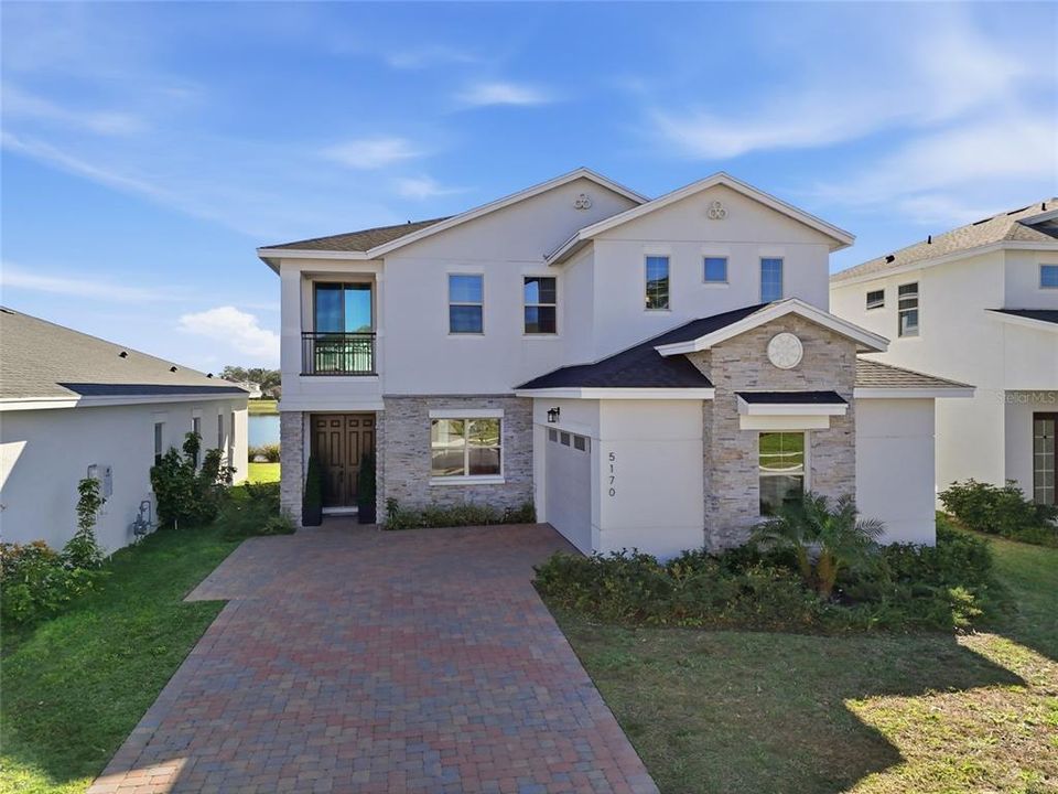 For Sale: $820,000 (5 beds, 4 baths, 3408 Square Feet)