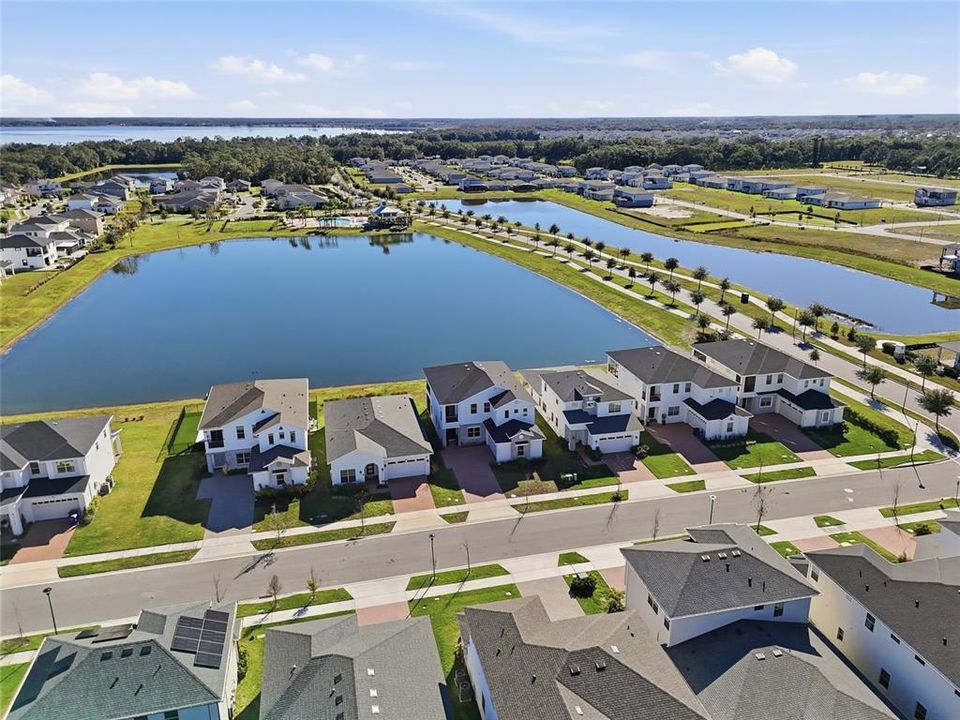 For Sale: $820,000 (5 beds, 4 baths, 3408 Square Feet)