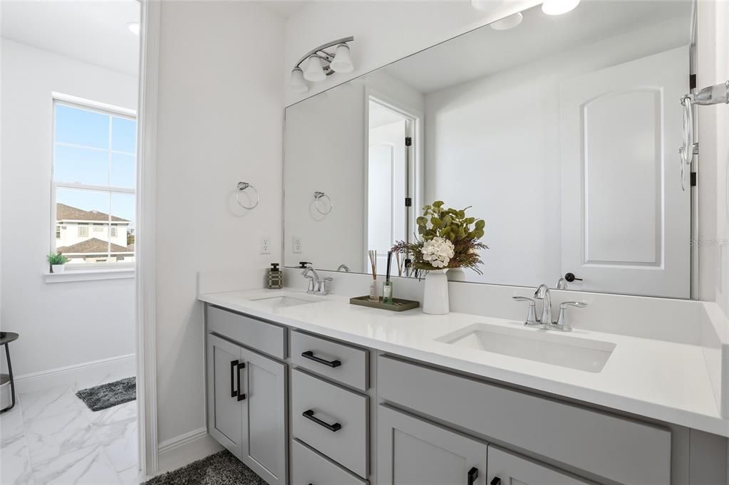 For Sale: $820,000 (5 beds, 4 baths, 3408 Square Feet)