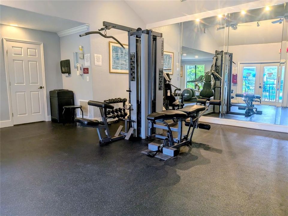 En Venta: $198,500 (1 camas, 1 baños, 842 Pies cuadrados)