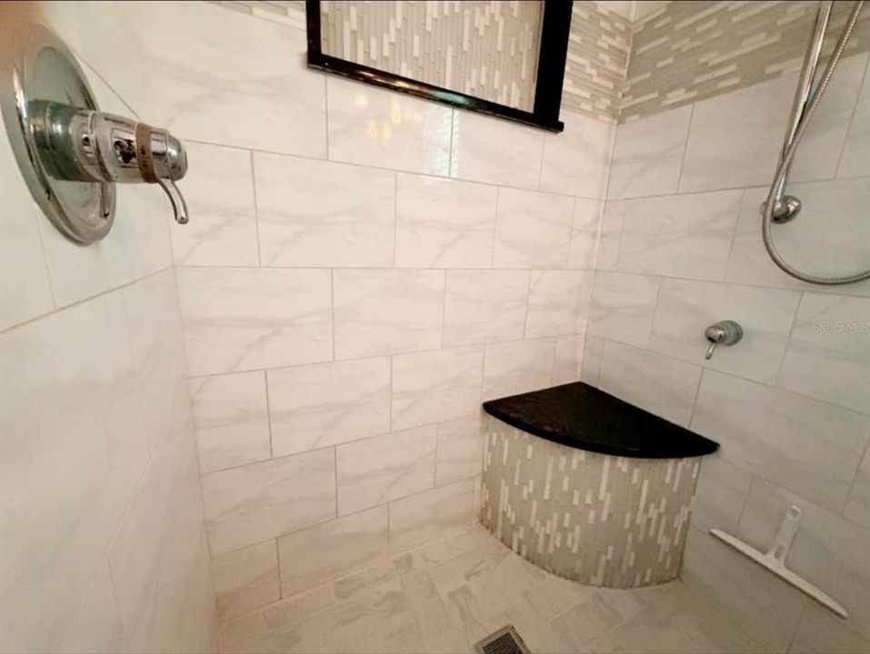 В аренду: $2,600 (4 спален, 2 ванн, 1677 Квадратных фут)