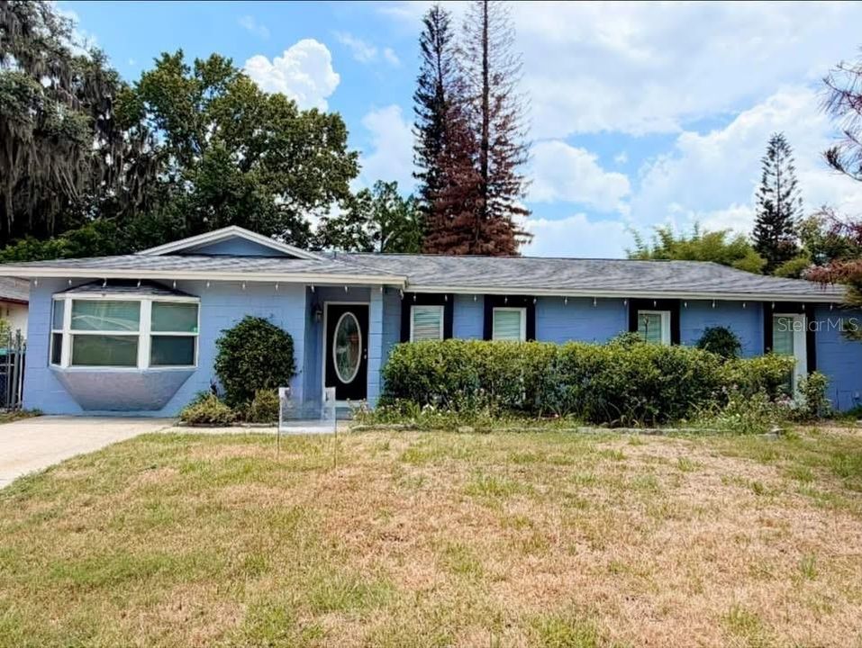В аренду: $2,600 (4 спален, 2 ванн, 1677 Квадратных фут)