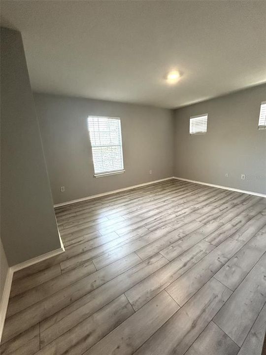 В аренду: $1,850 (2 спален, 2 ванн, 1365 Квадратных фут)