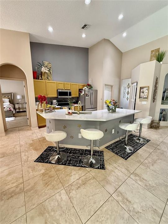 En Venta: $555,000 (4 camas, 3 baños, 2360 Pies cuadrados)