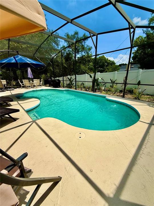 En Venta: $555,000 (4 camas, 3 baños, 2360 Pies cuadrados)