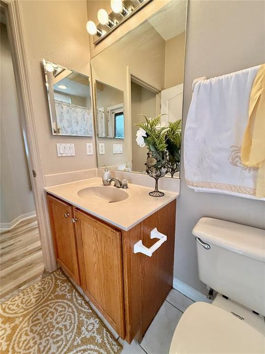En Venta: $555,000 (4 camas, 3 baños, 2360 Pies cuadrados)