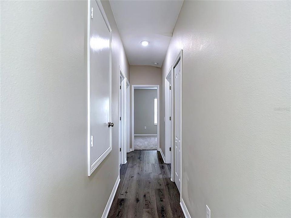 На продажу: $369,900 (4 спален, 2 ванн, 1958 Квадратных фут)