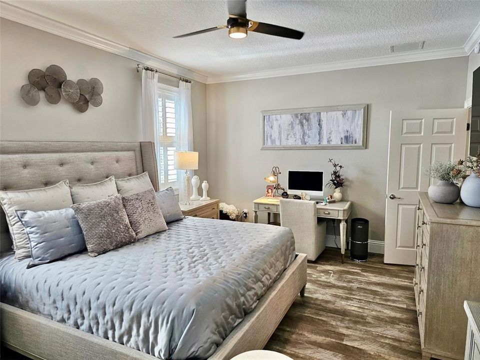 En Venta: $1,399,900 (3 camas, 2 baños, 2042 Pies cuadrados)