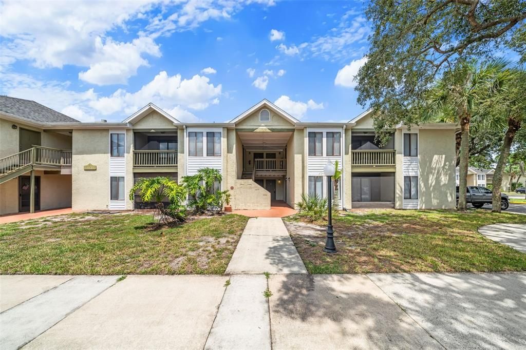 En Venta: $139,900 (2 camas, 2 baños, 864 Pies cuadrados)